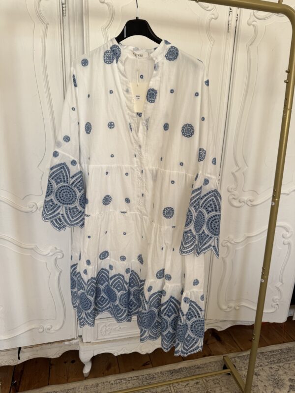 Mary dress